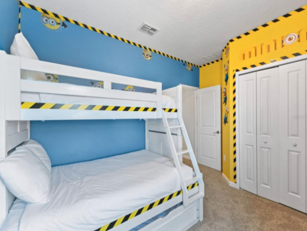 Luxury 8_bedroom Orlando Retreat - Perfect for Family Gatherings